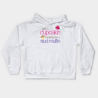 Cupcake looking for a stud muffin Kids Hoodie